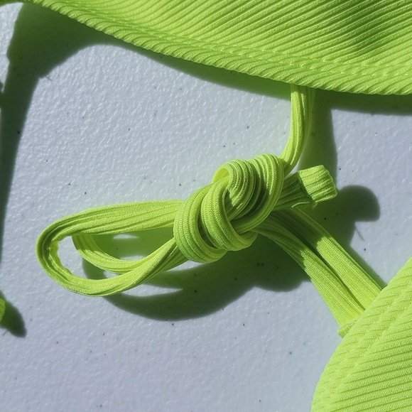 High Cut Two Piece Swimsuit - Picture 12 of 15